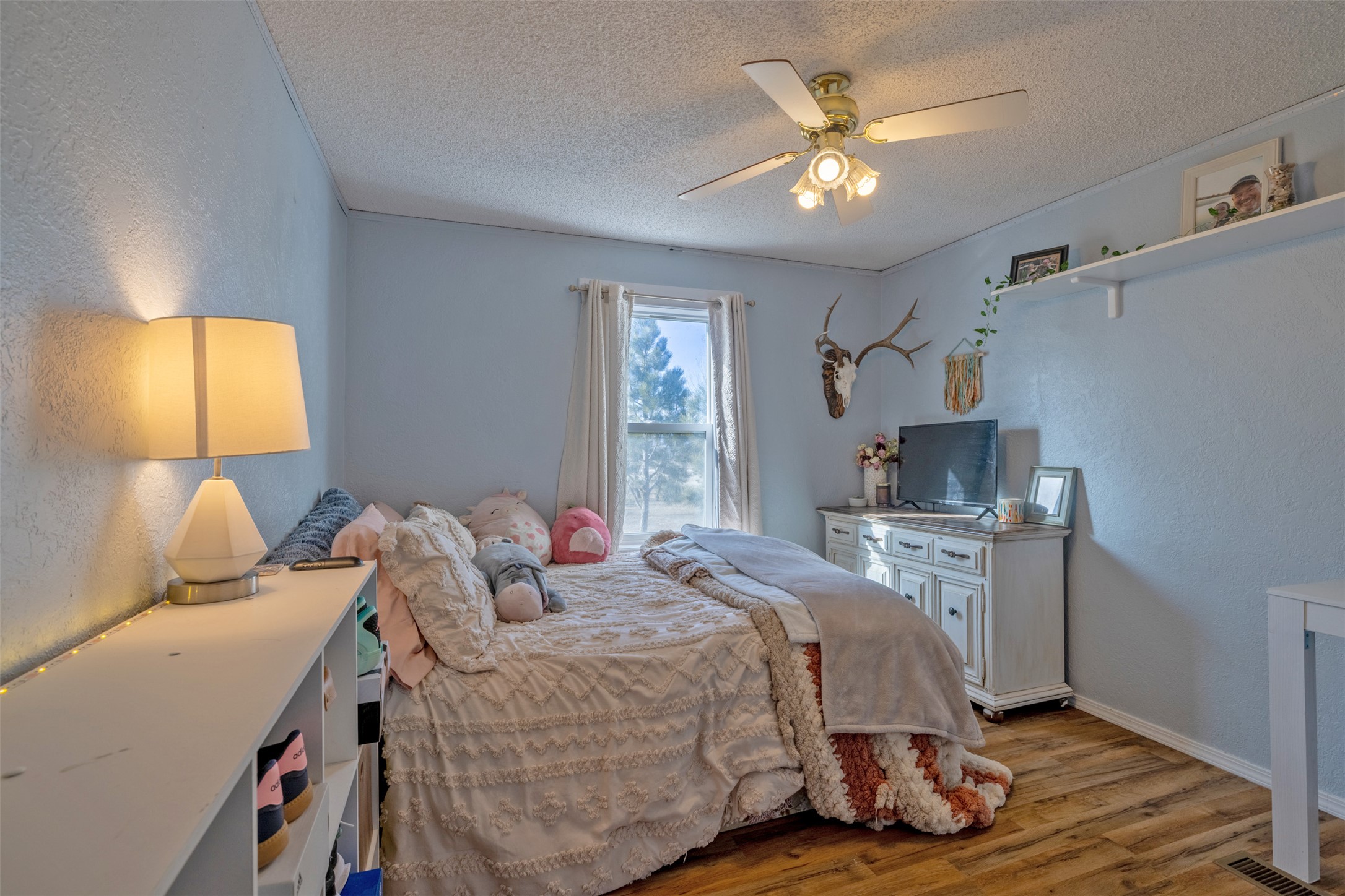 2824 Fantasy Road Property Photo 18