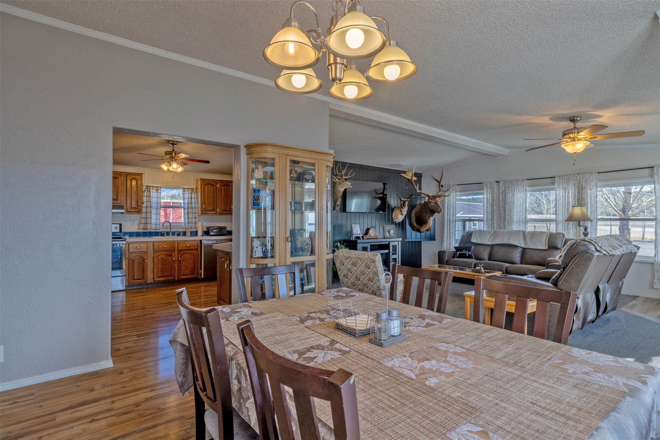 2824 Fantasy Road Property Photo 23