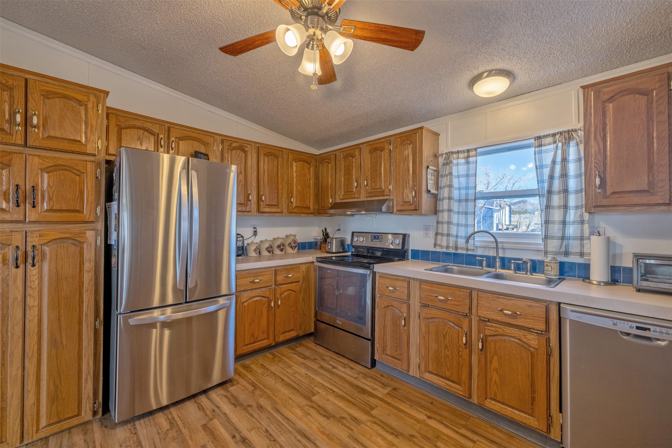2824 Fantasy Road Property Photo 33