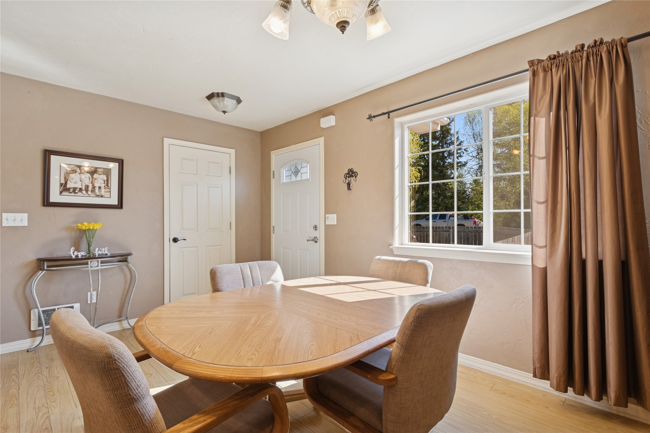 1020 3rd Avenue E Property Photo 16