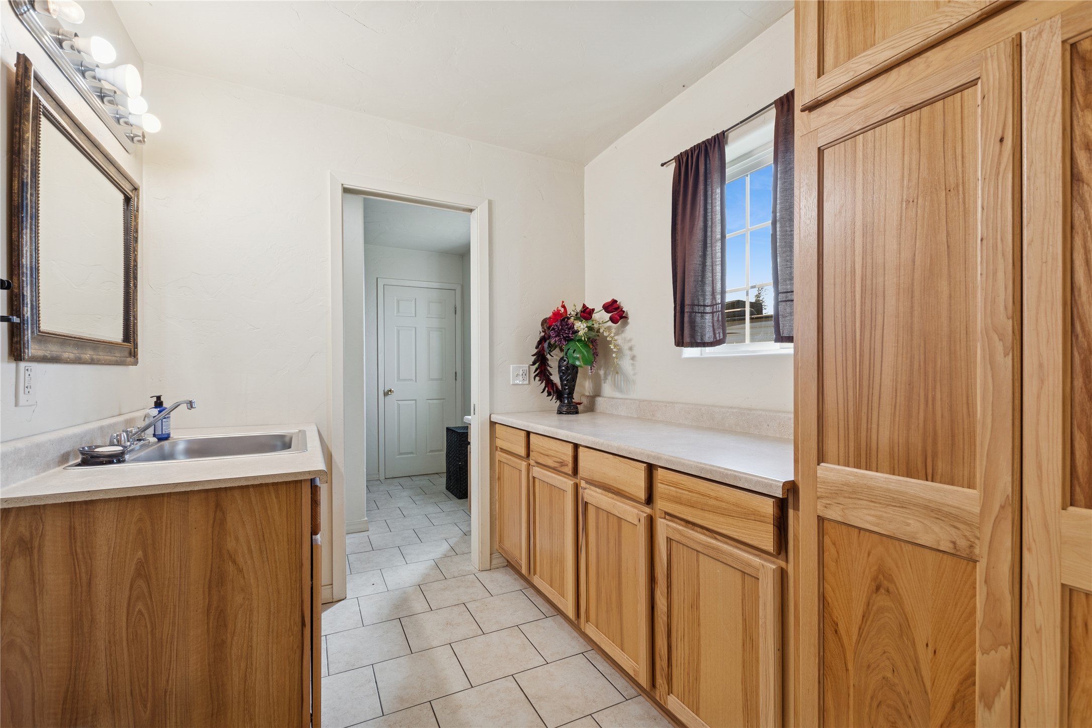 1020 3rd Avenue E Property Photo 24