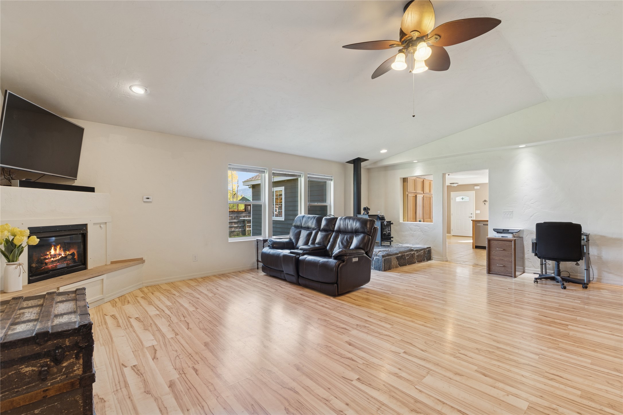 1020 3rd Avenue E Property Photo 32