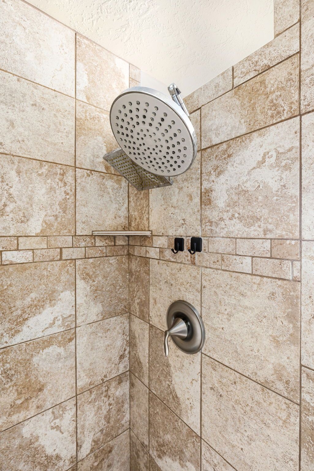 1012 46th Avenue Ne Property Photo 25