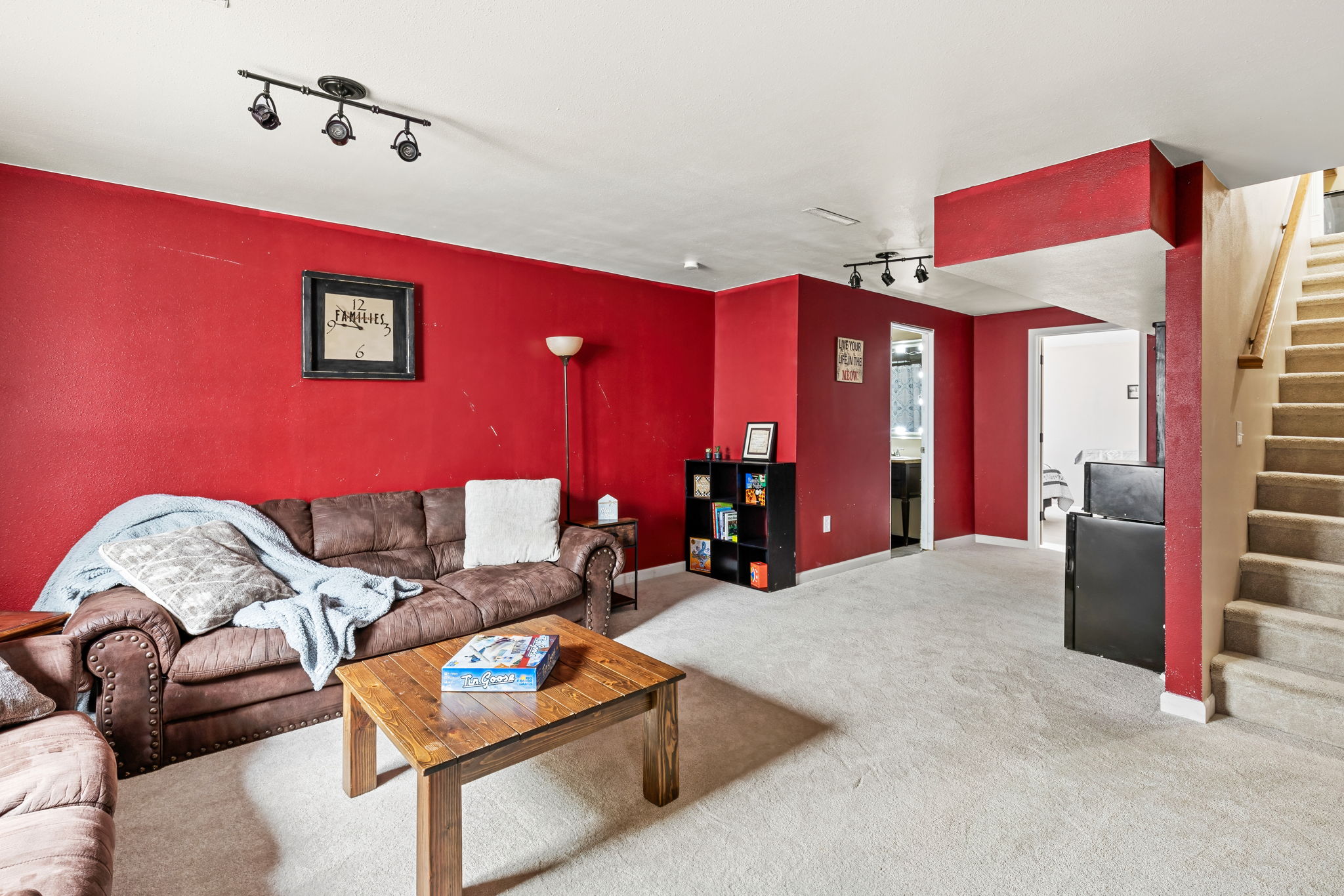 1012 46th Avenue Ne Property Photo 32