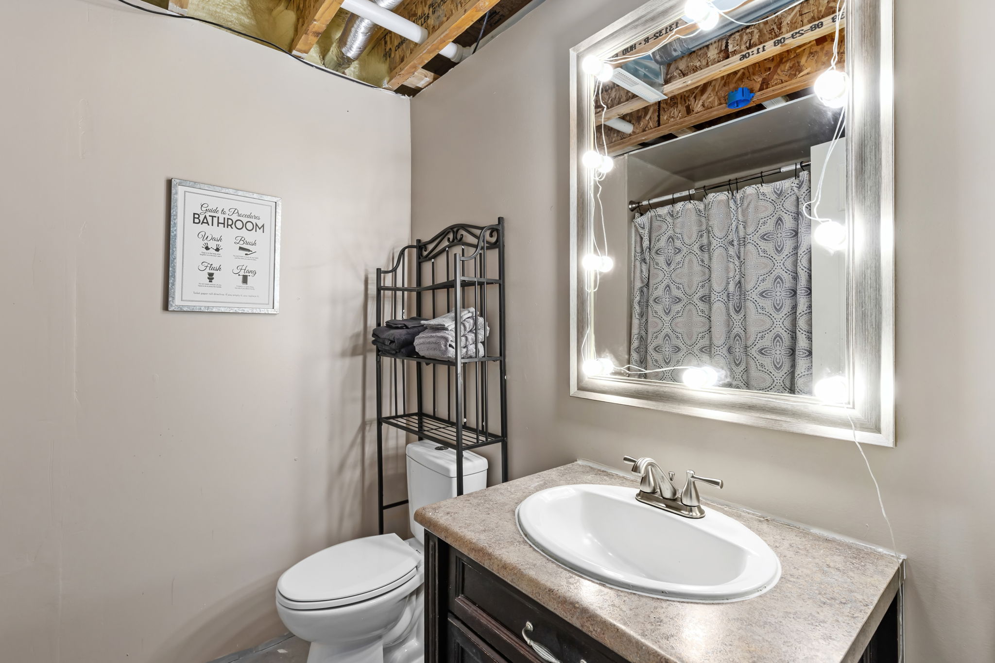 1012 46th Avenue Ne Property Photo 38