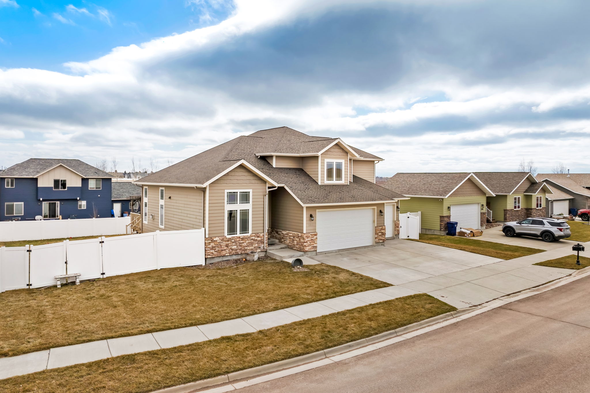 1012 46th Avenue Ne Property Photo 41