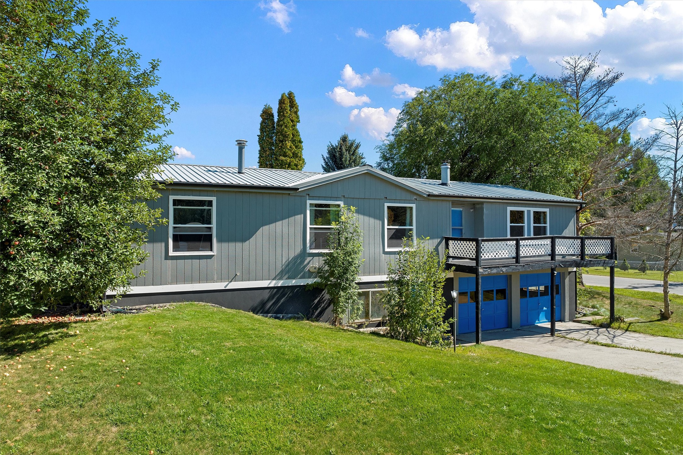 2000 Nut Hatch Drive Property Photo