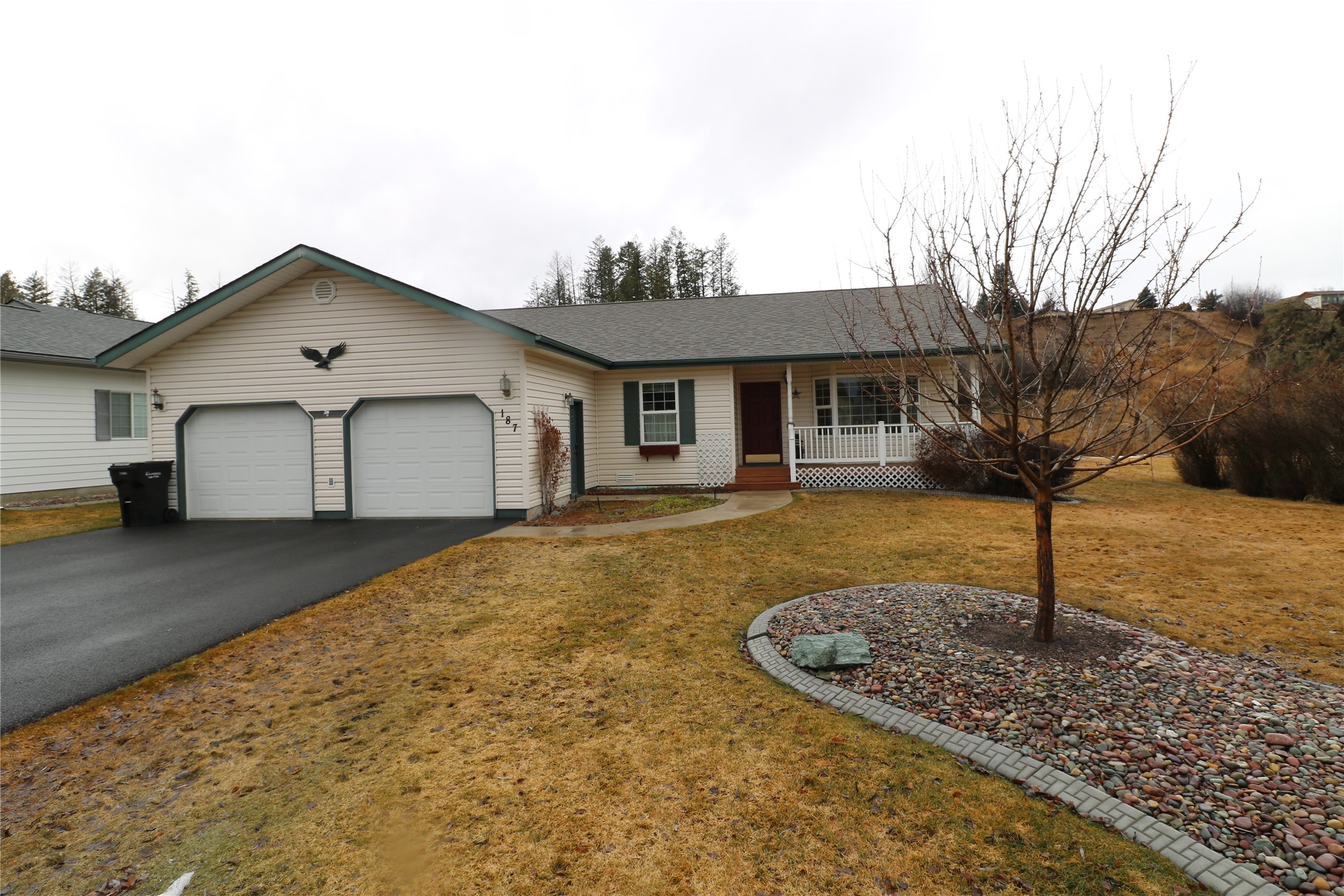 187 W Nicklaus Avenue Property Photo