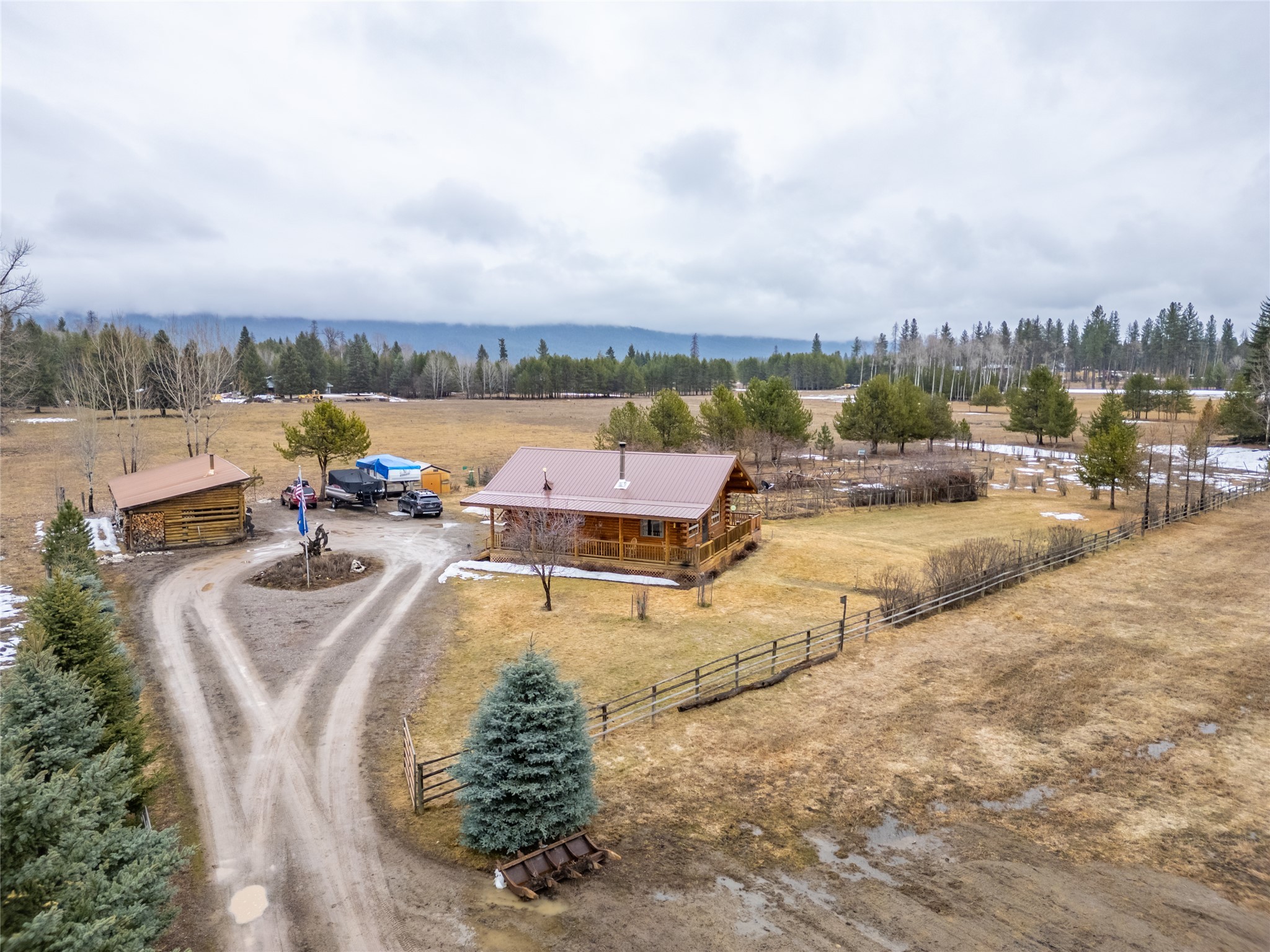 1945 Snowshoe Road Property Photo