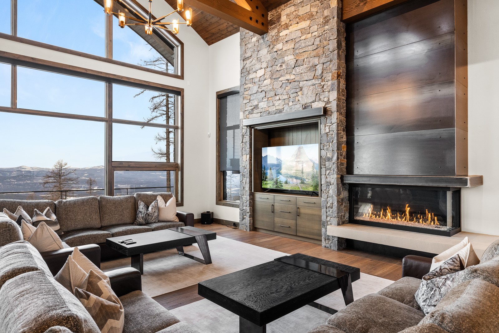161 Polar Star Drive Property Photo 4