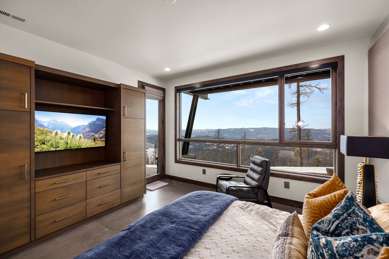 161 Polar Star Drive Property Photo 39