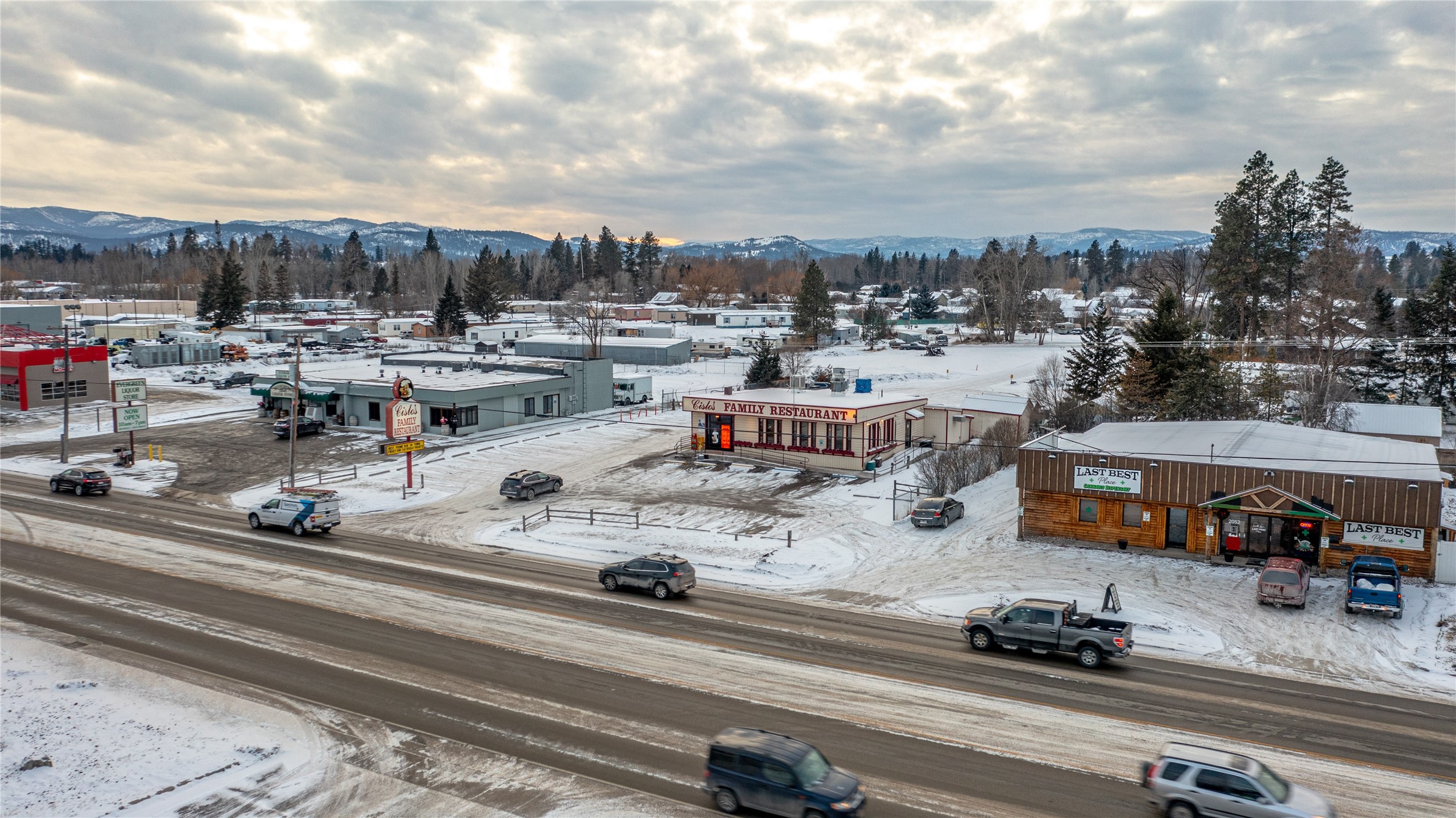 2046 Us Highway 2 E Property Photo 2