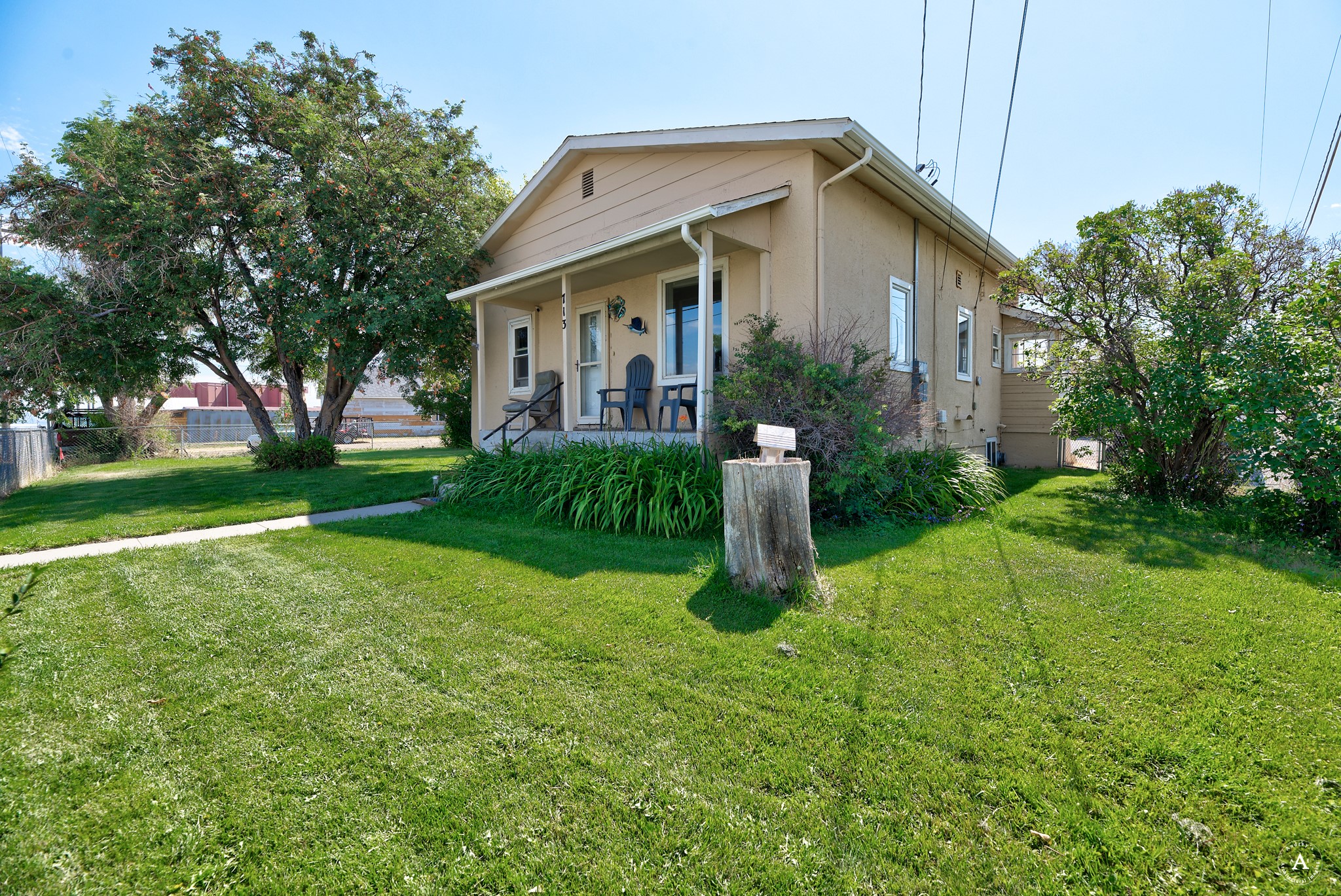 713 Poplar Street Property Photo