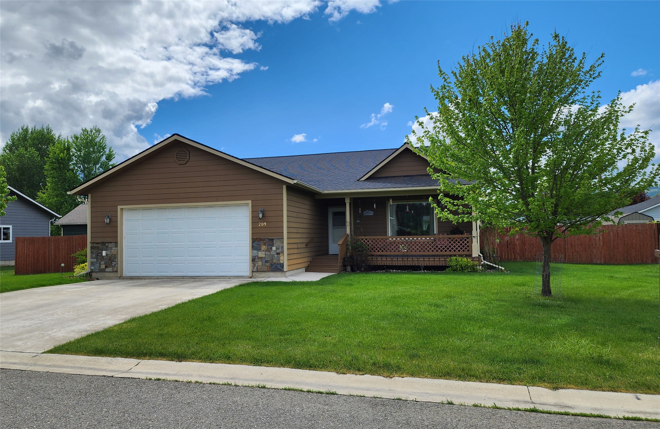 209 Melanie Lane Property Photo