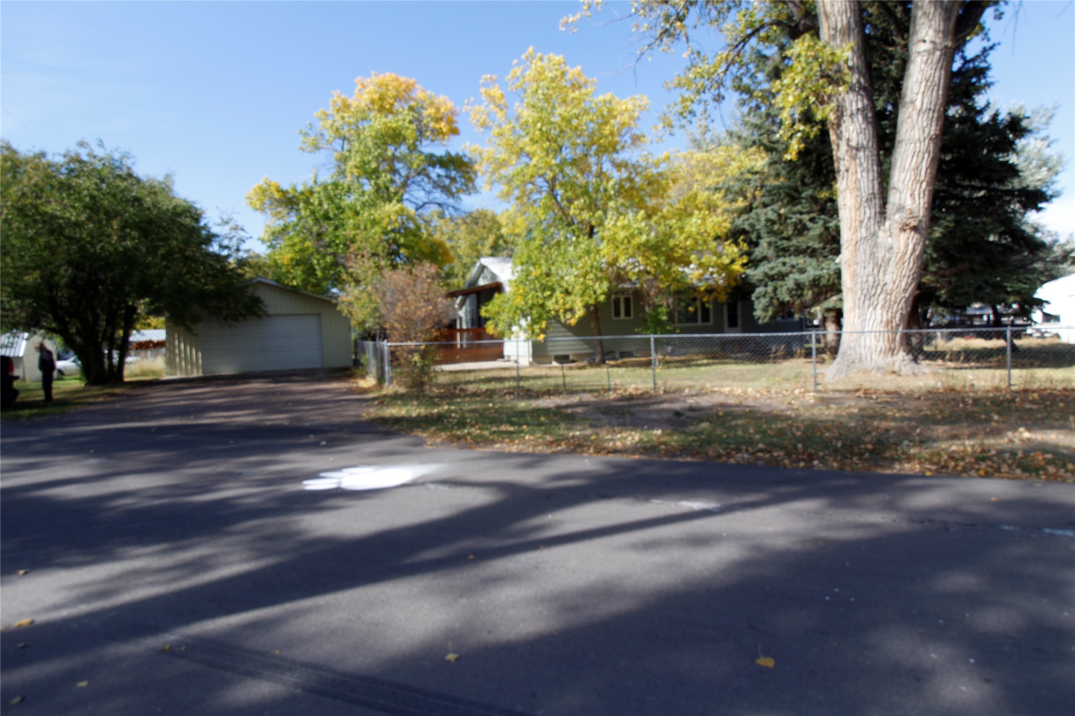 190 N Floweree Avenue Property Photo 3