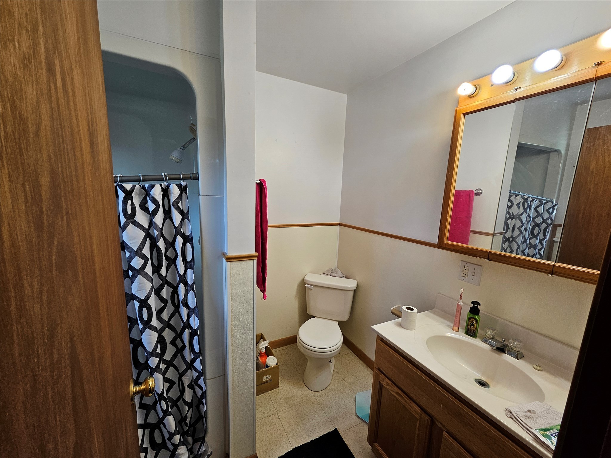 190 N Floweree Avenue Property Photo 14