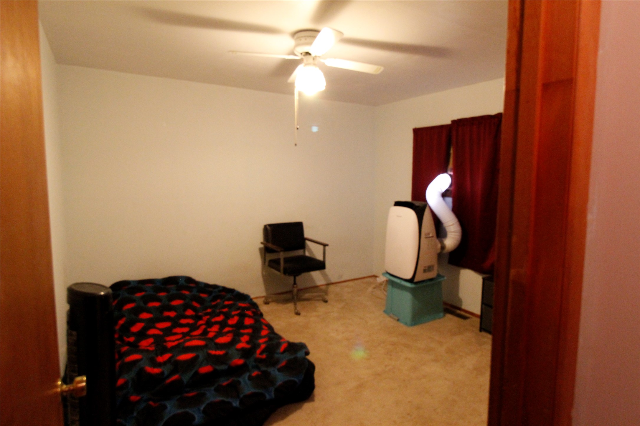 190 N Floweree Avenue Property Photo 15