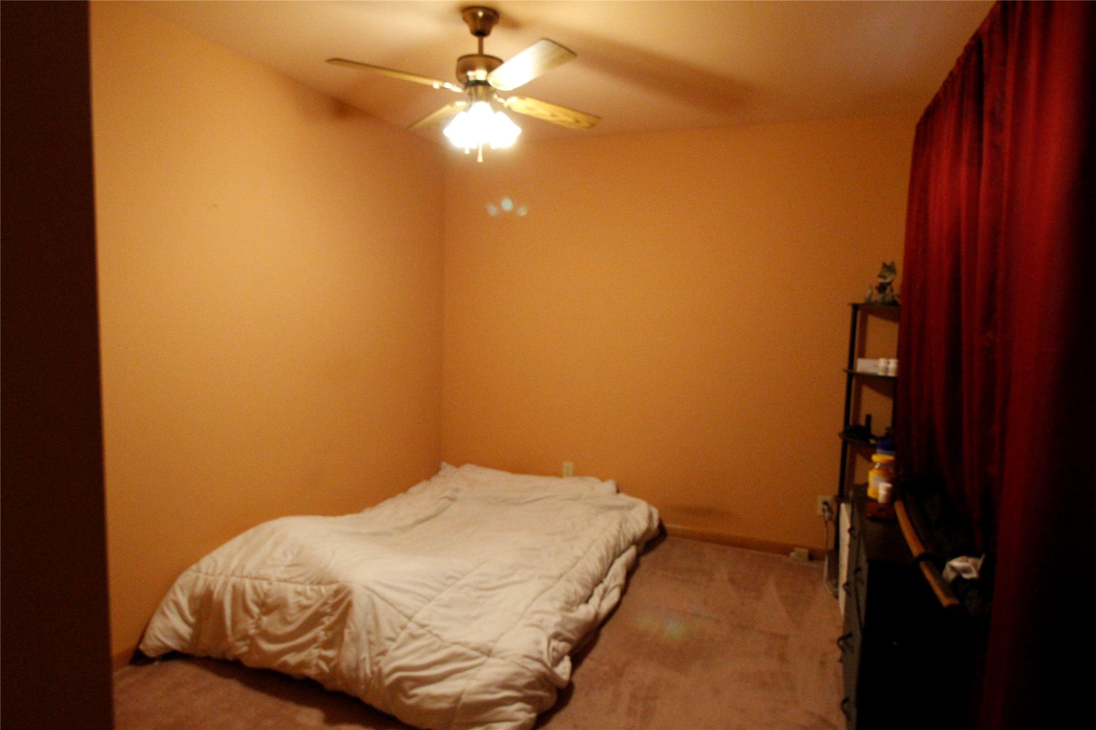 190 N Floweree Avenue Property Photo 16