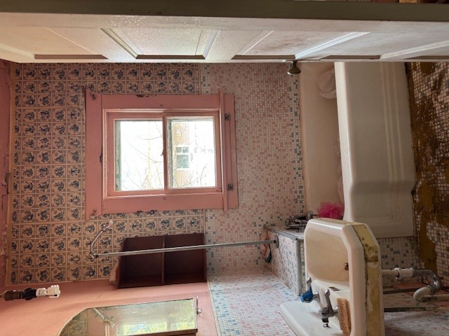 910 Main Avenue Property Photo 10