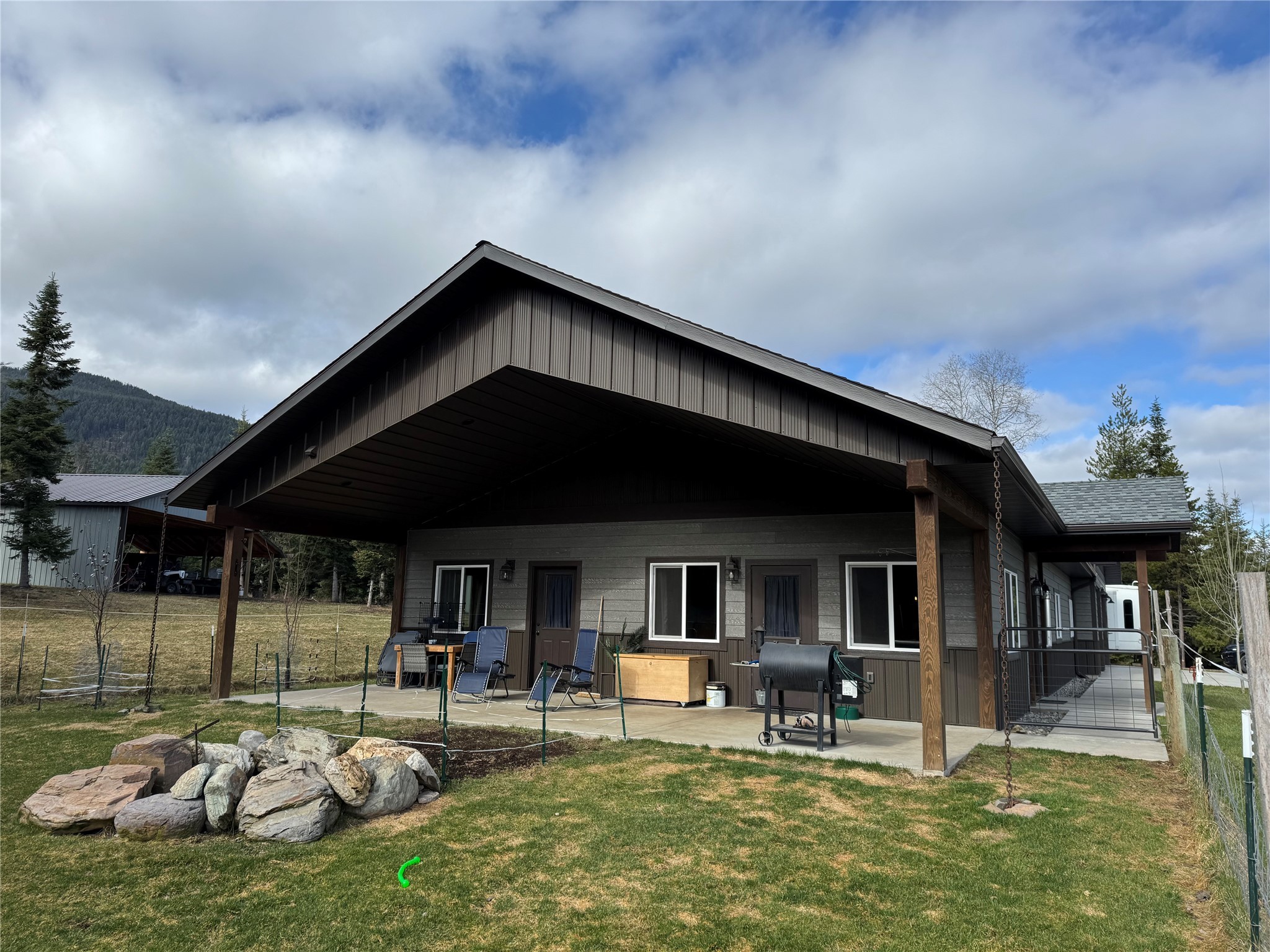Trout Creek Real Estate Listings Main Image