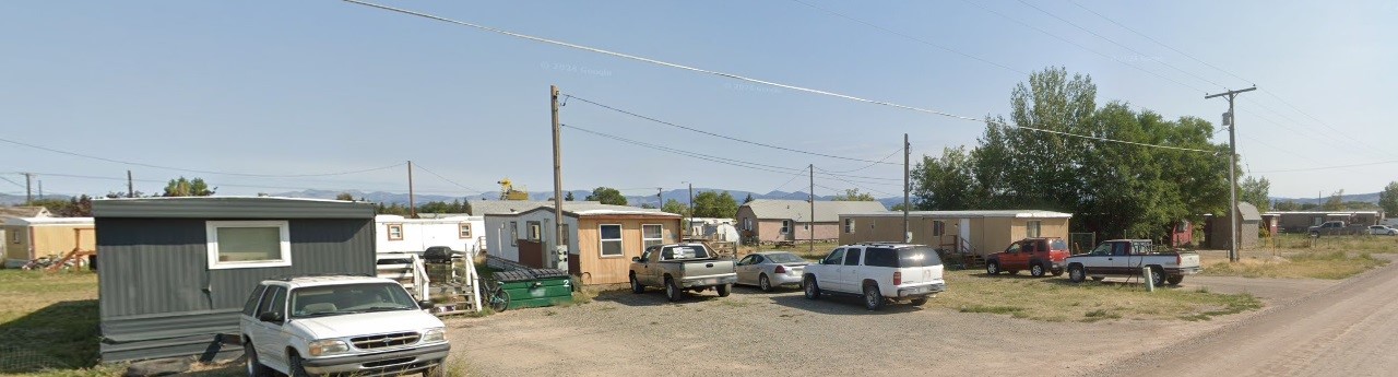 1136 E Clark Street Property Photo 2