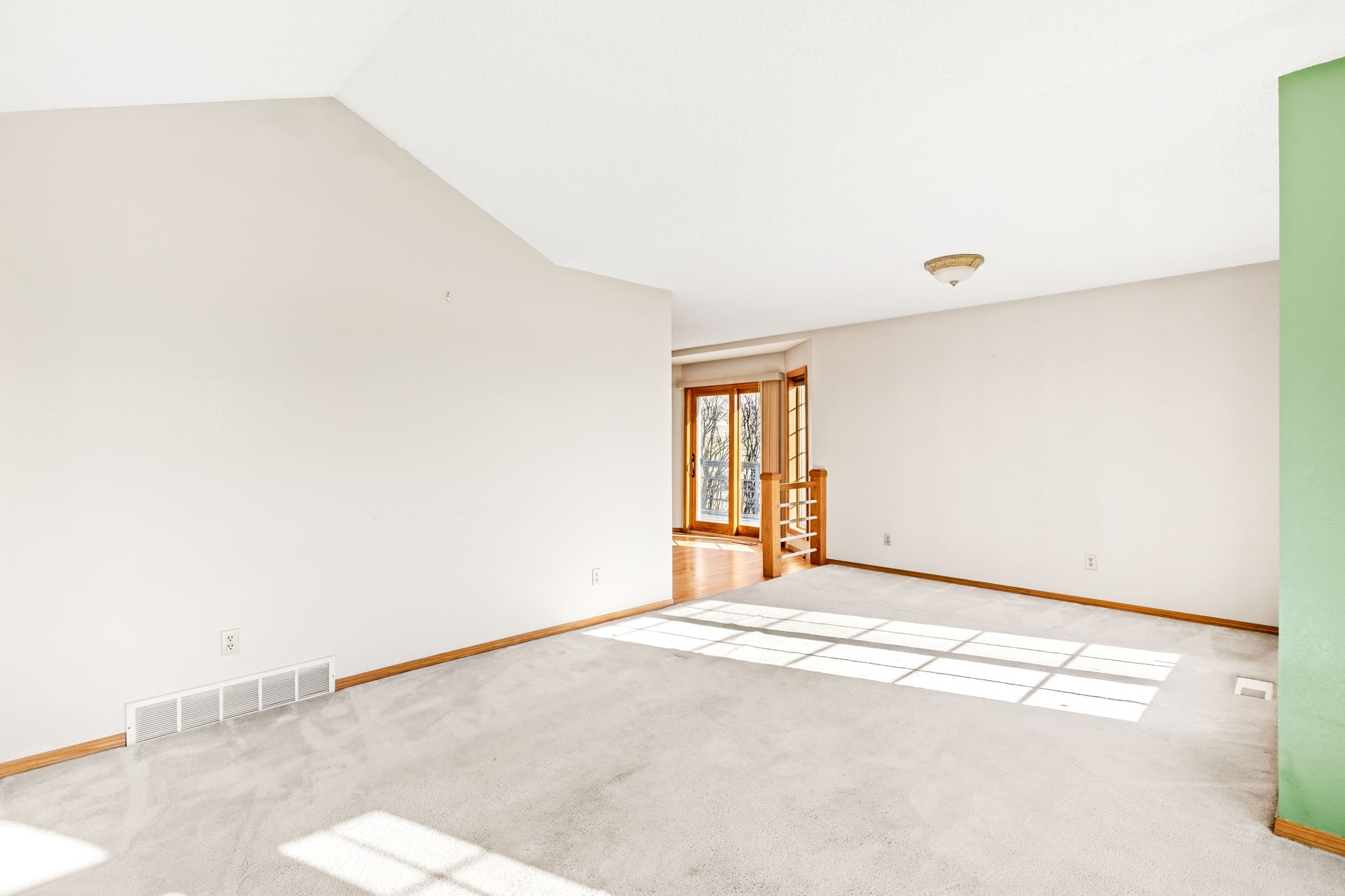 1113 Valley View Drive Property Photo 8