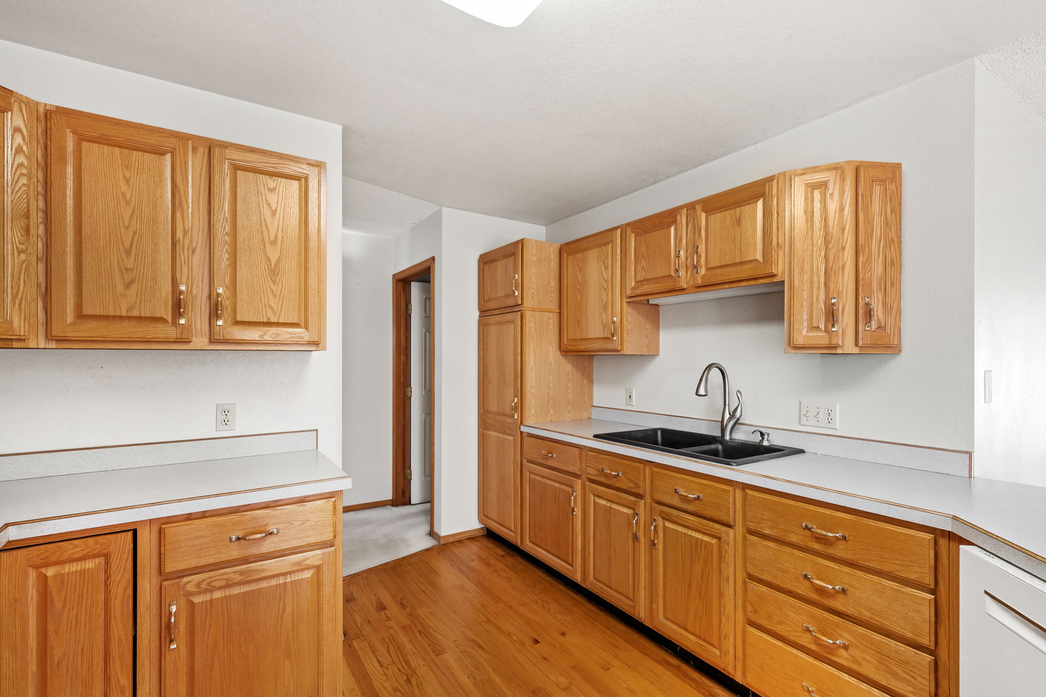 1113 Valley View Drive Property Photo 13
