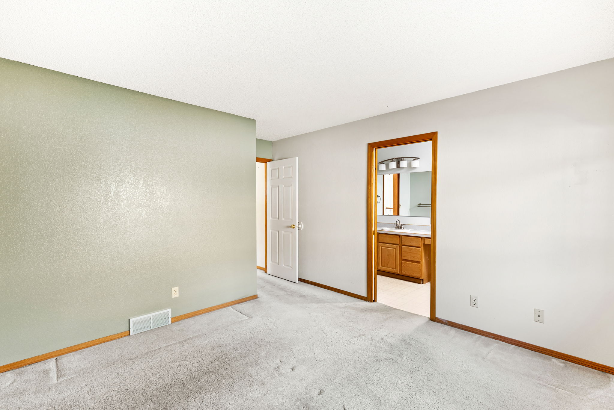 1113 Valley View Drive Property Photo 15