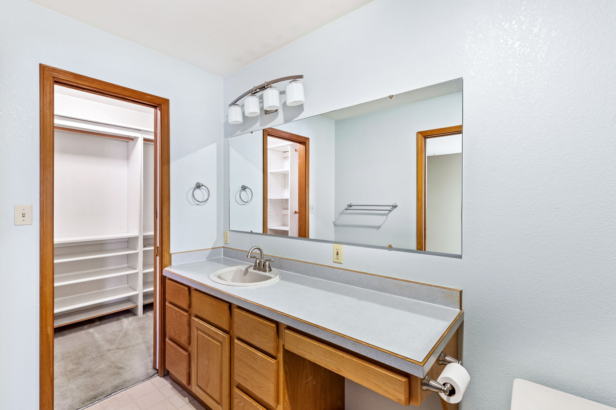 1113 Valley View Drive Property Photo 16