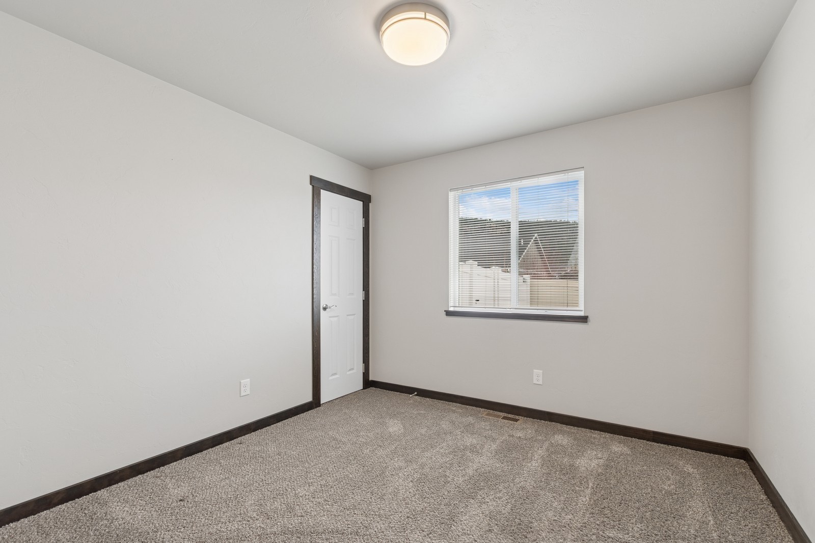 1486 Destiny Lane Property Photo 13
