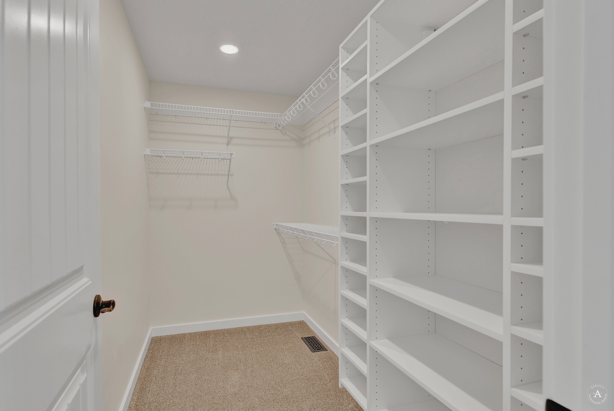 2108 Dryland Loop Property Photo 11