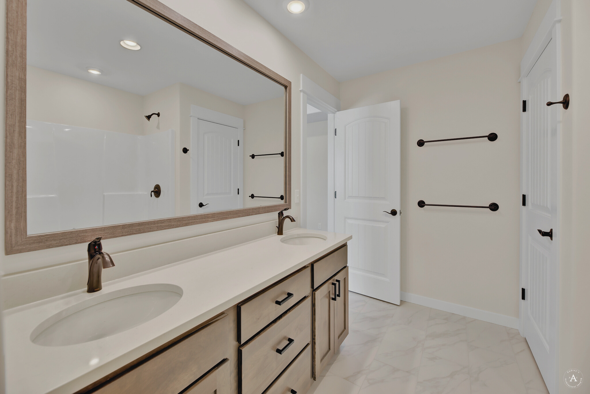 2108 Dryland Loop Property Photo 13
