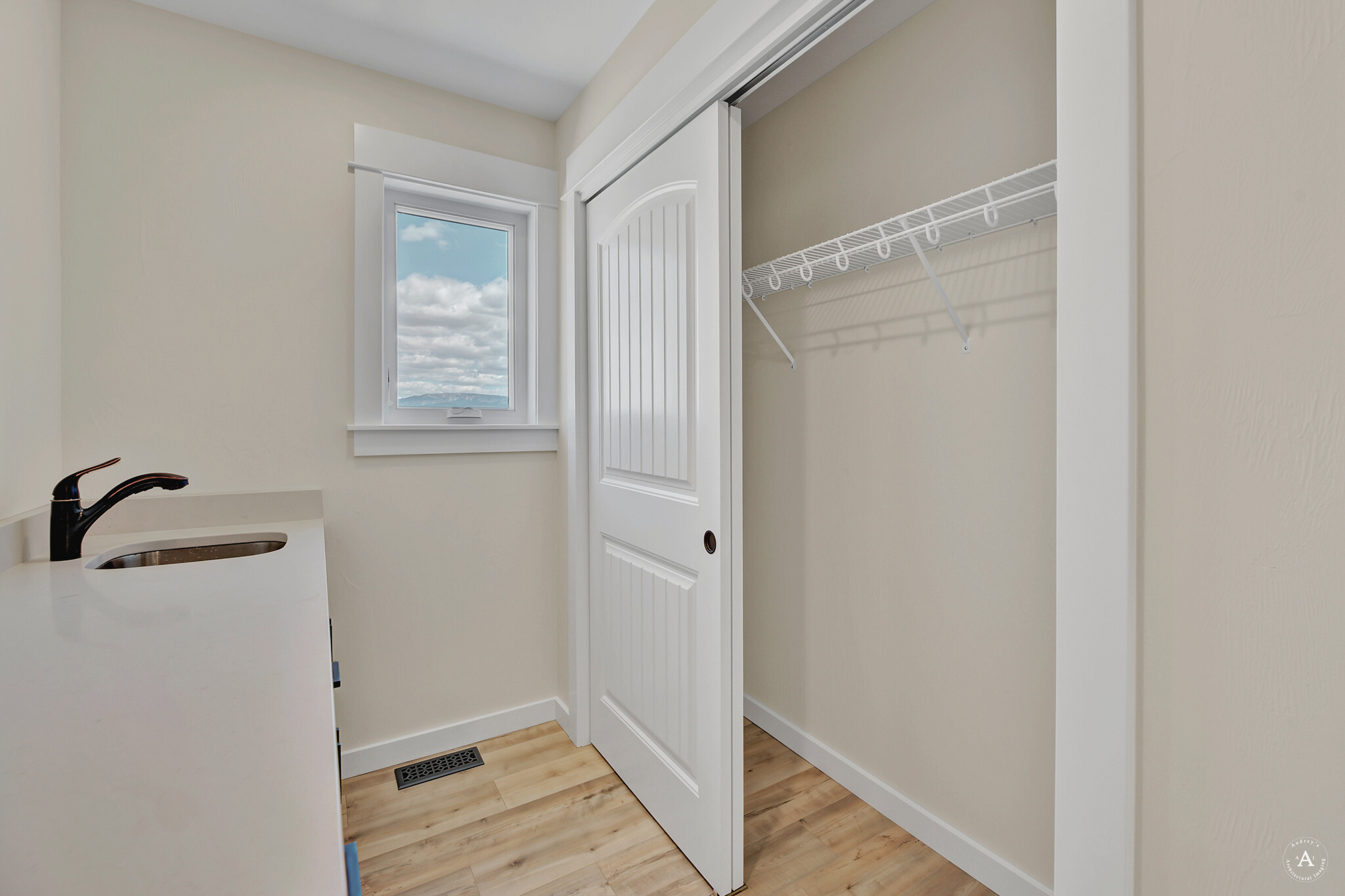 2108 Dryland Loop Property Photo 19