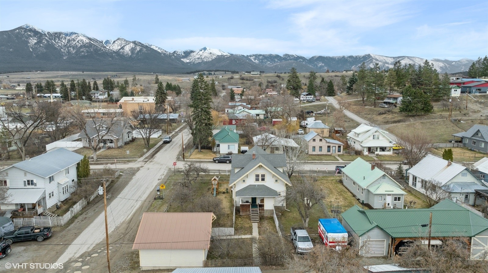 509 2nd Avenue E Property Photo 45