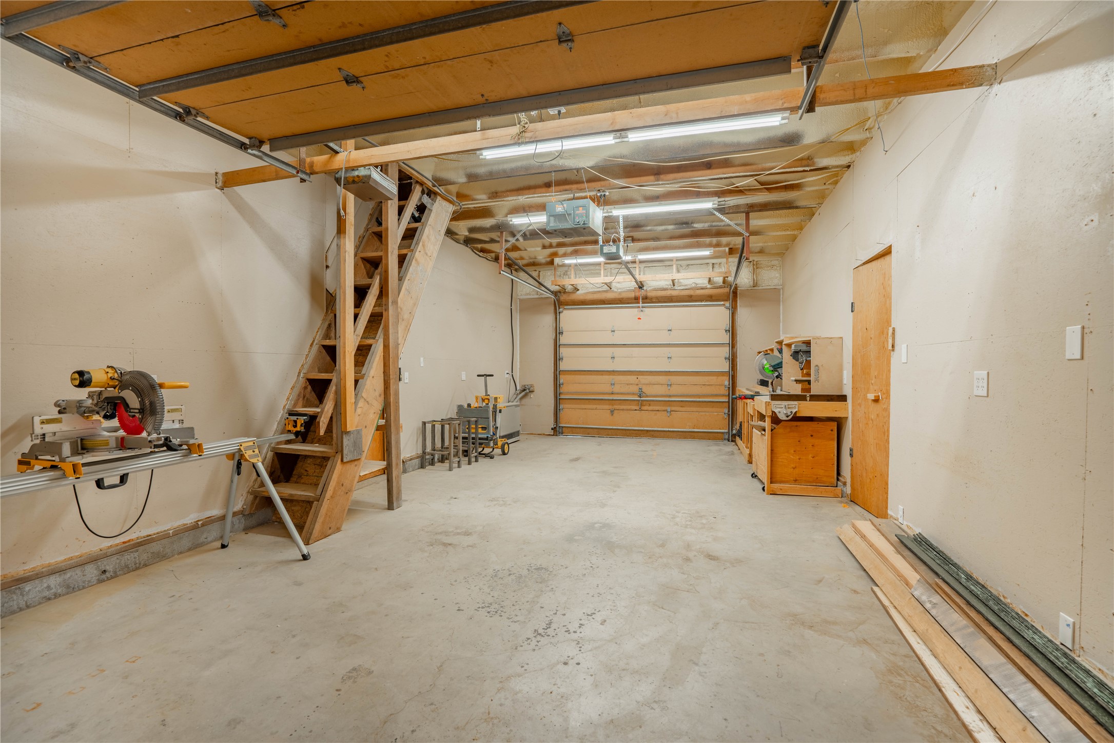 543 Hammer Cutoff Road Property Photo 3