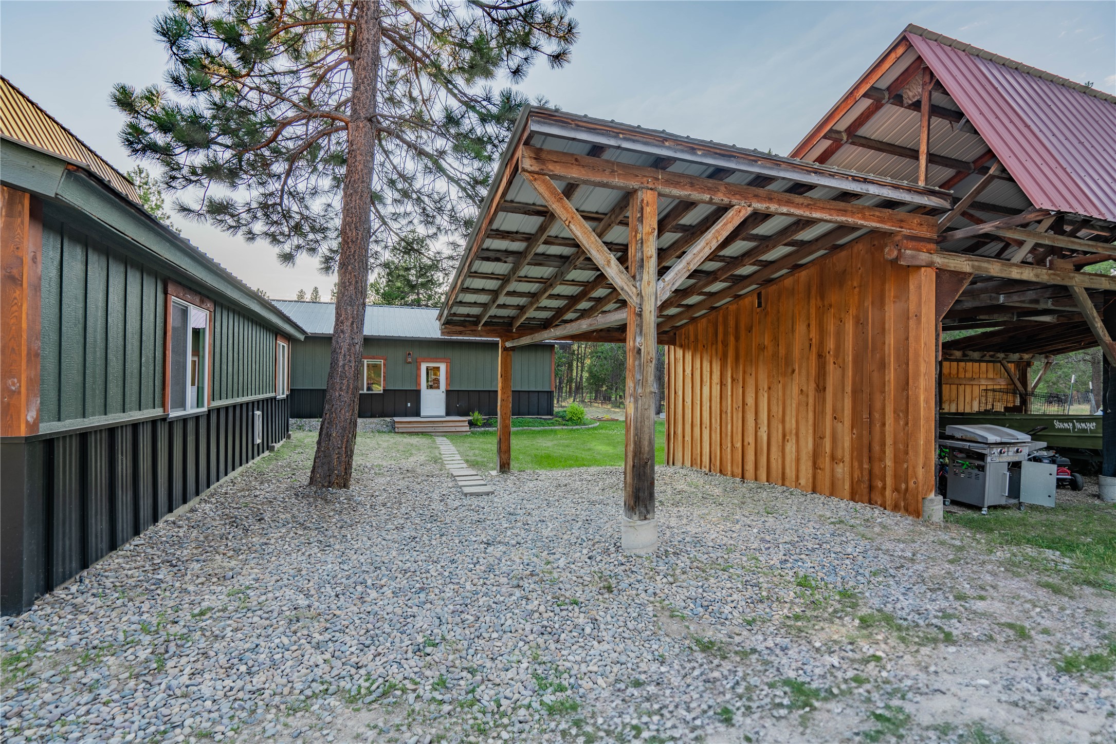 543 Hammer Cutoff Road Property Photo 10