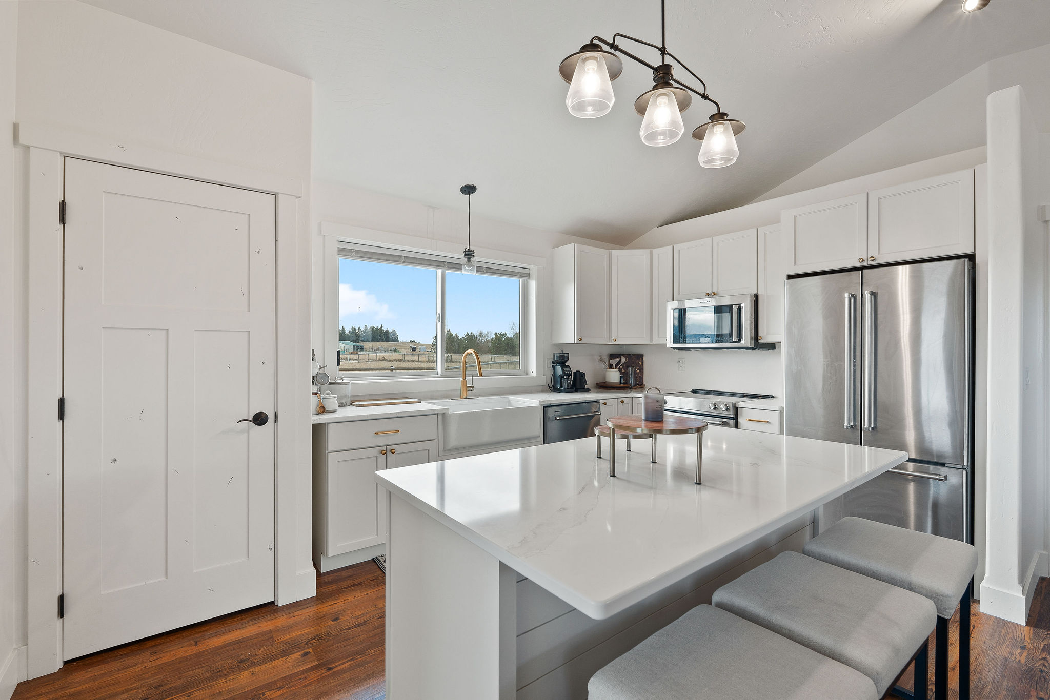 154 Mannington Street Property Photo 40