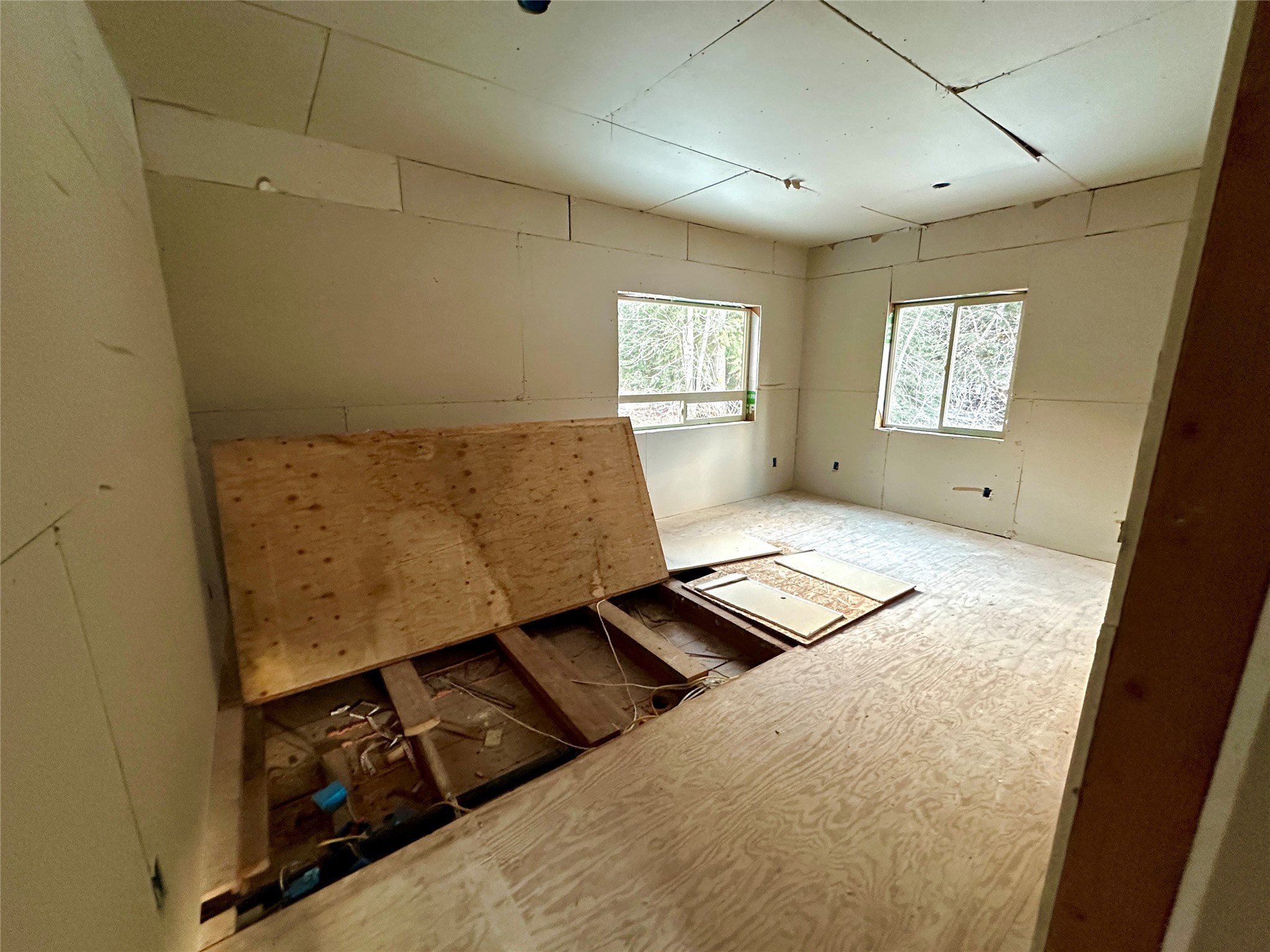 18304 And 18328 Bull Lake Road Property Photo 15