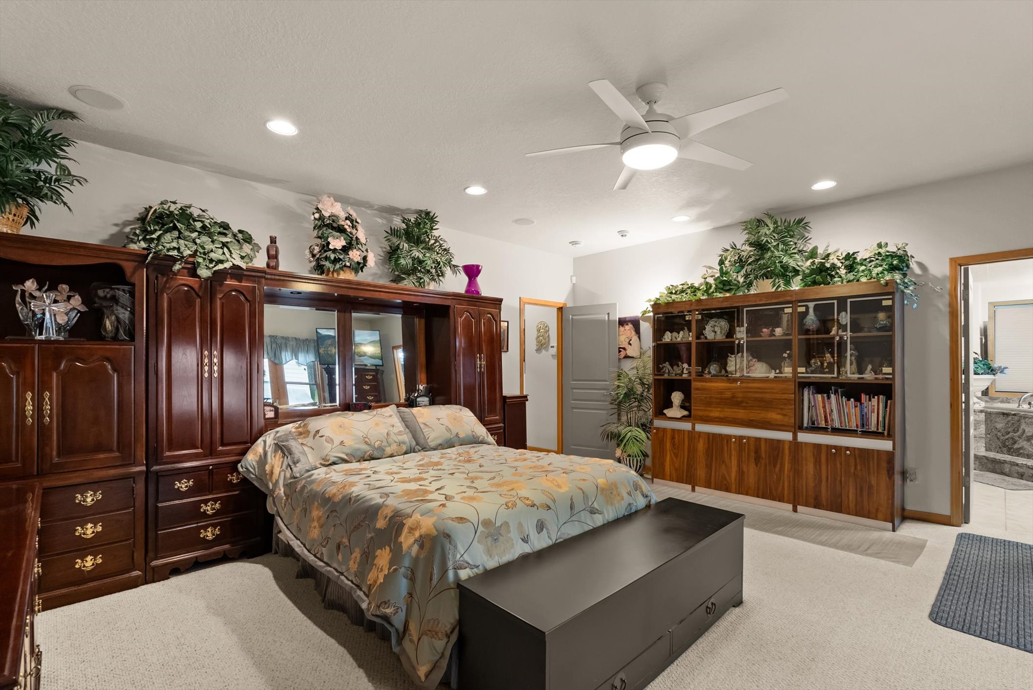 229 And 231 Harbor Drive Property Photo 15