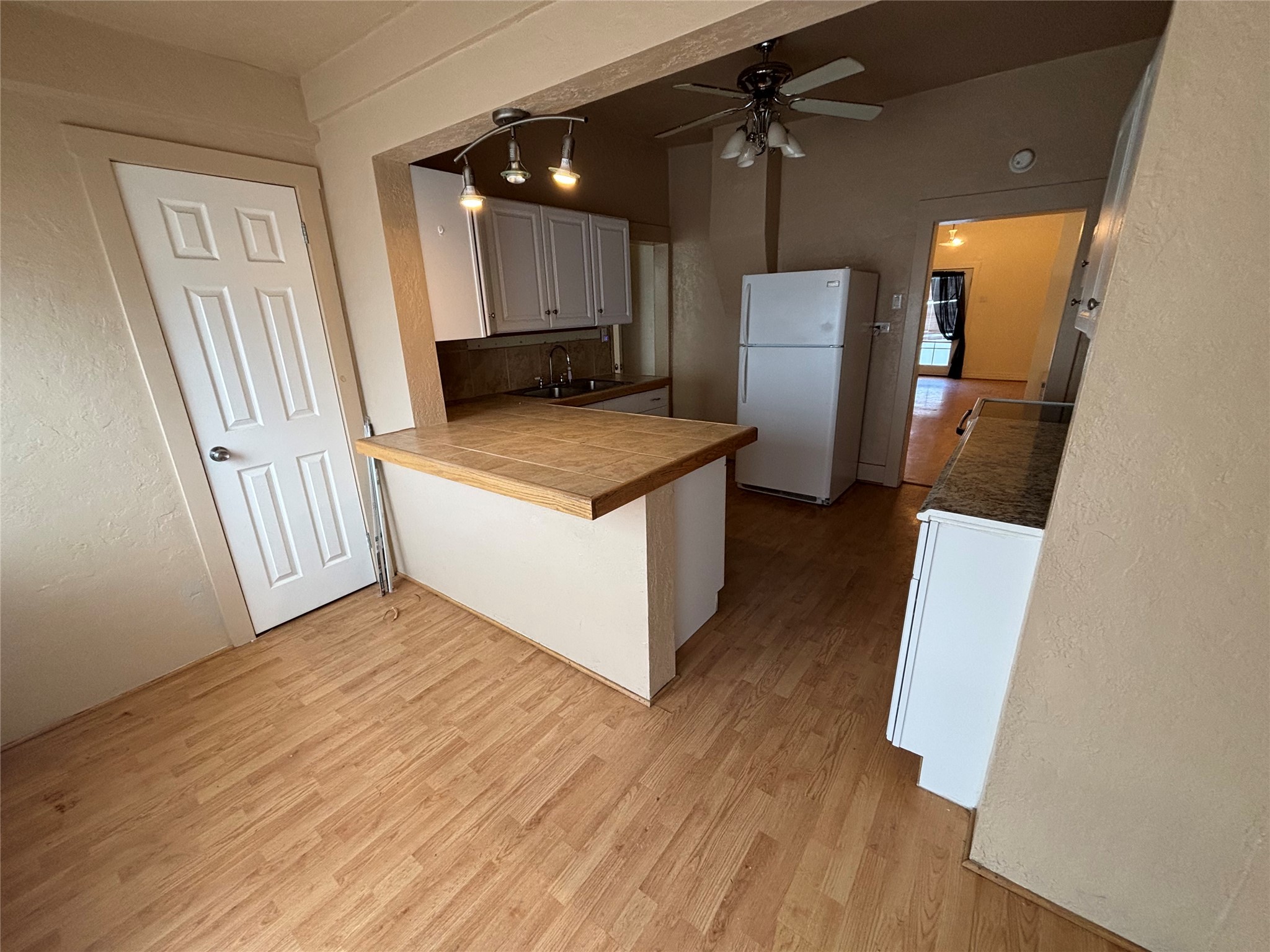1022 Lewisohn Street Property Photo 9