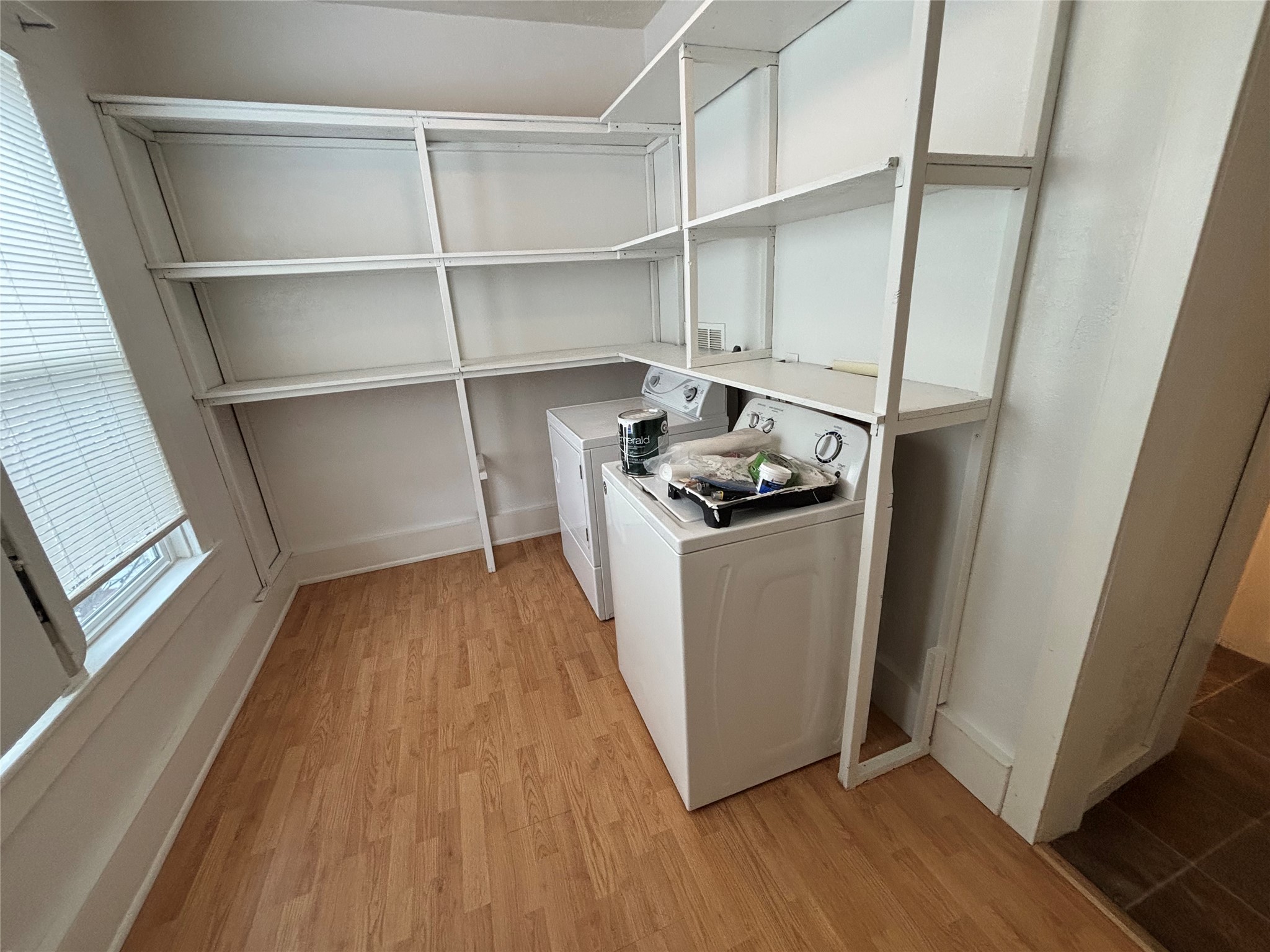 1022 Lewisohn Street Property Photo 12
