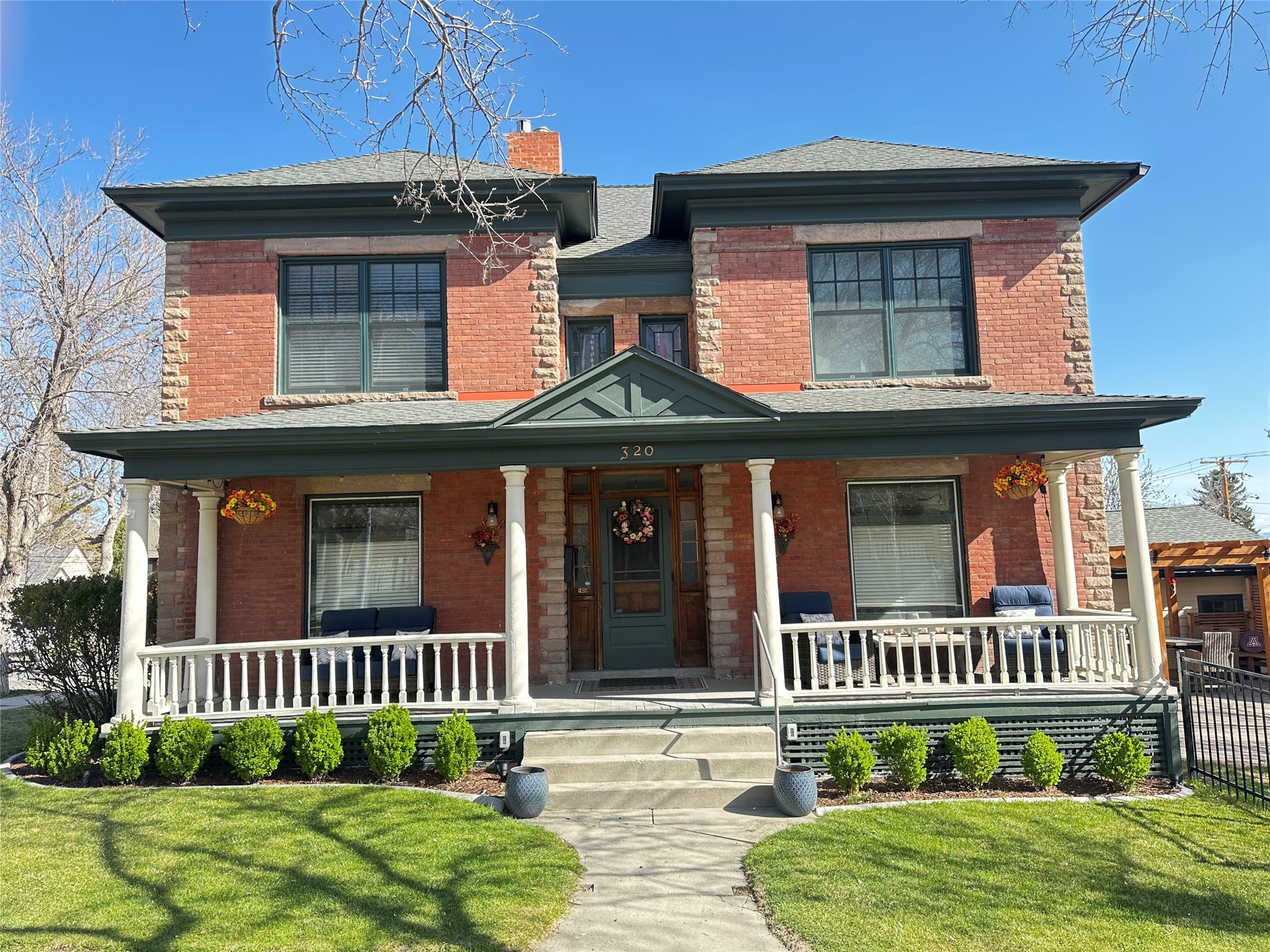 320 Power Street Property Photo
