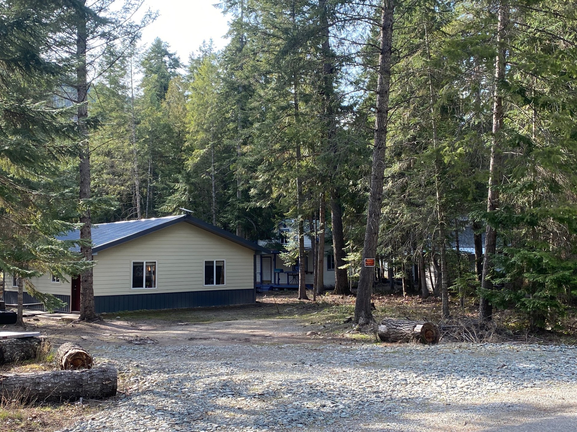 492 Center Drive