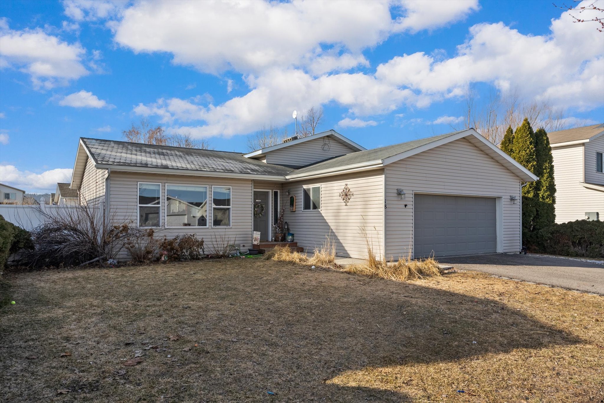 18 Rockefeller Drive Property Photo