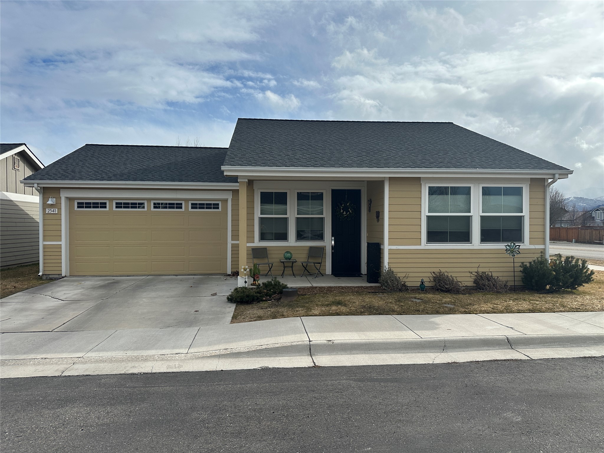 2541 Freedom Loop Property Photo