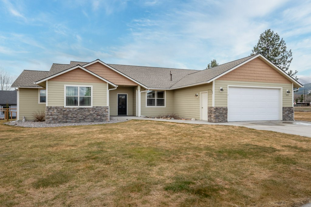 369 Gold Court Property Photo