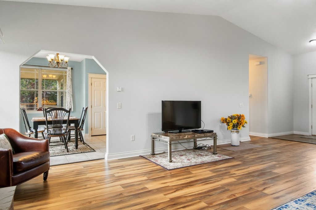 369 Gold Court Property Photo 9