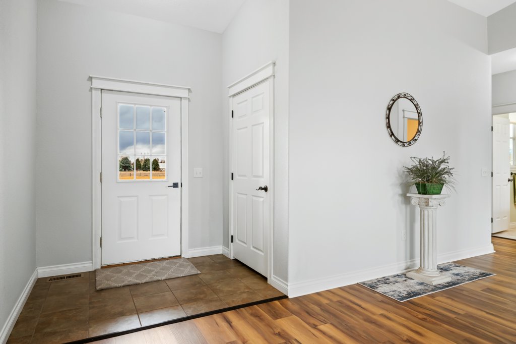 369 Gold Court Property Photo 10