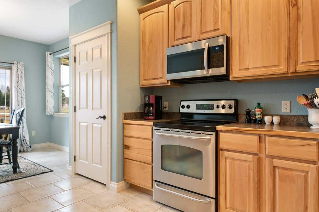 369 Gold Court Property Photo 13