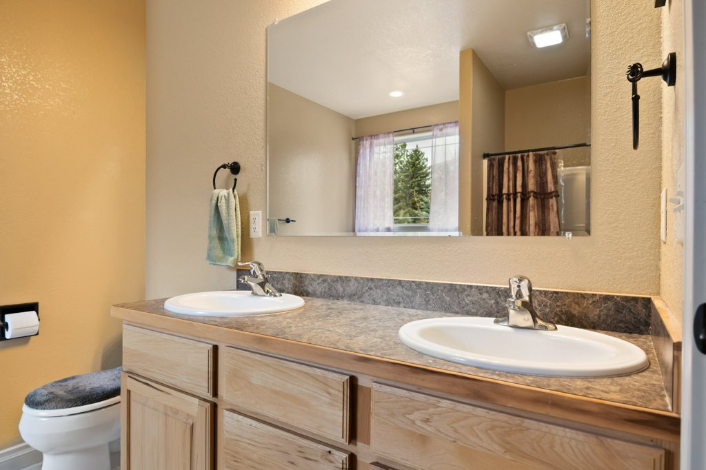 369 Gold Court Property Photo 22